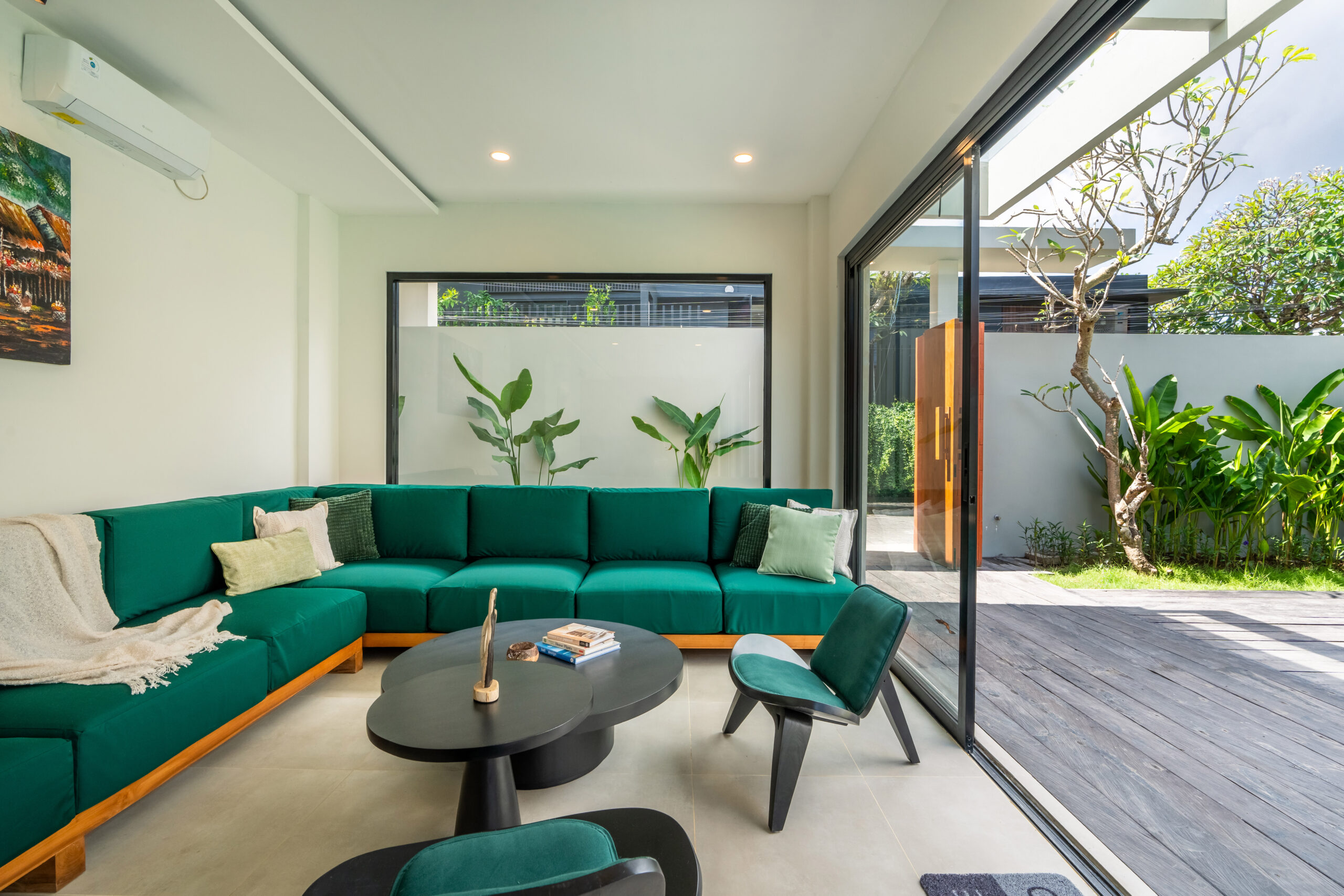 Villa Auraya Living Room