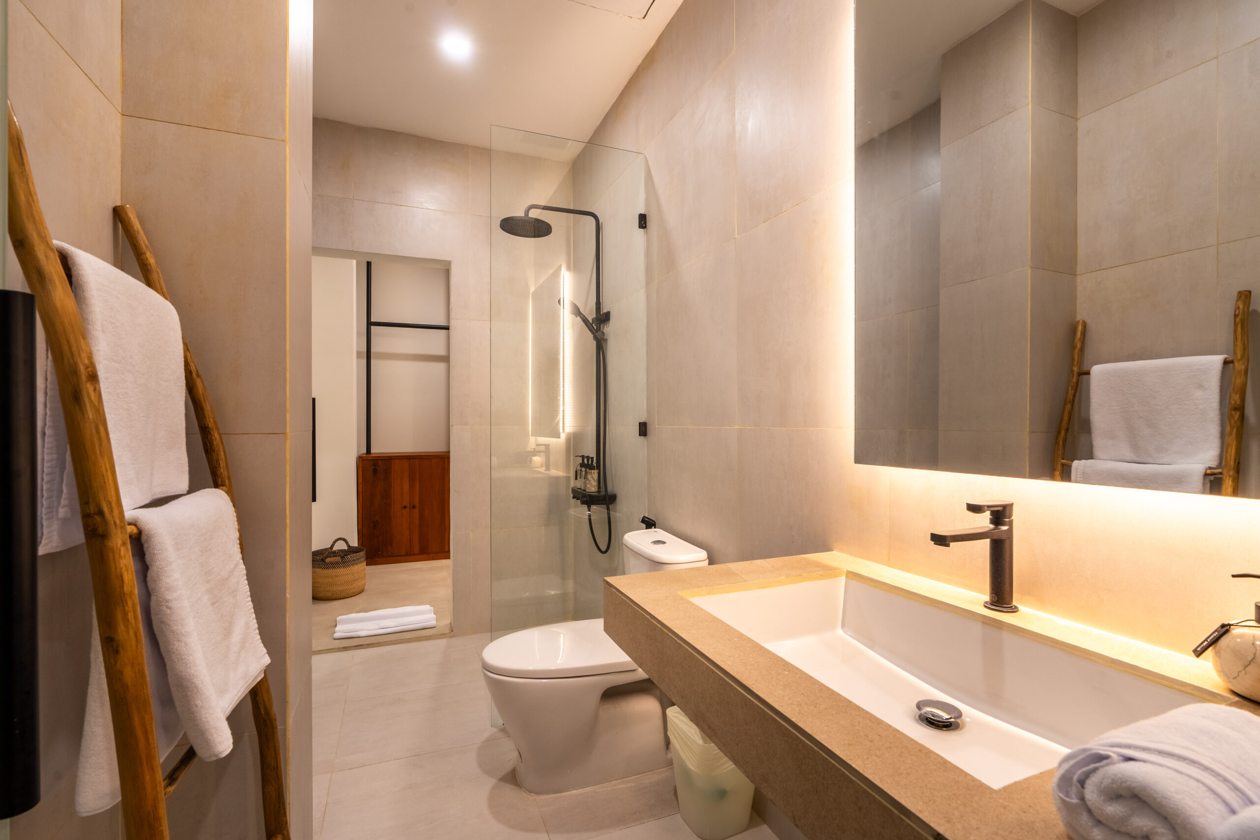 Villa Auraya Shared Bathroom for Bedroom 2 and Bedroom 3