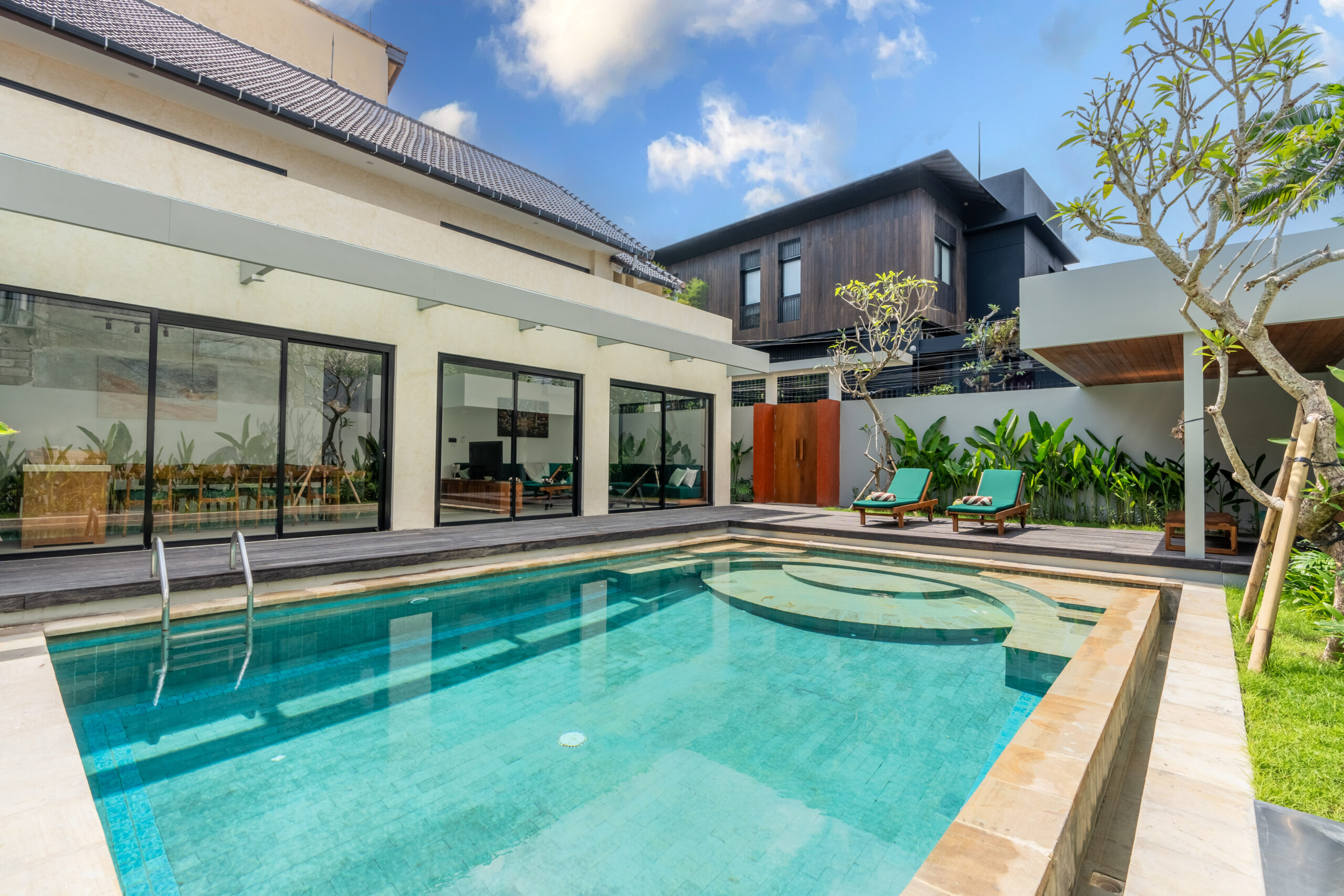 Villa  Pool